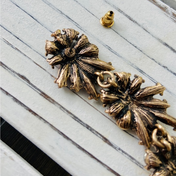 Gorgeous Pink Rhinestone Earrings - Picture 10 of 10